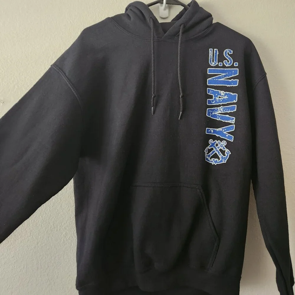 NAVY Sweater - Picture 1 of 11